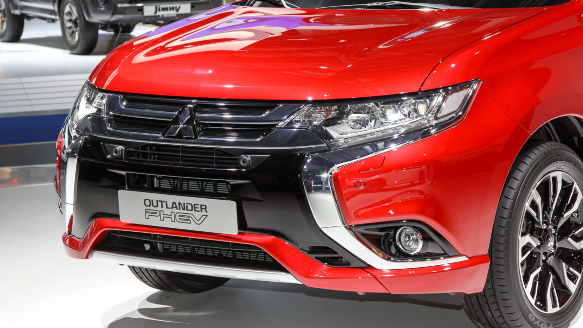 Mitsubishi Outlander параллельный импорт